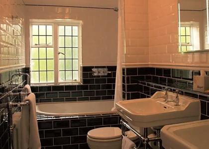 Best Western Plough & Harrow - 67
