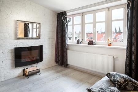 Royal Court Legerova - 23