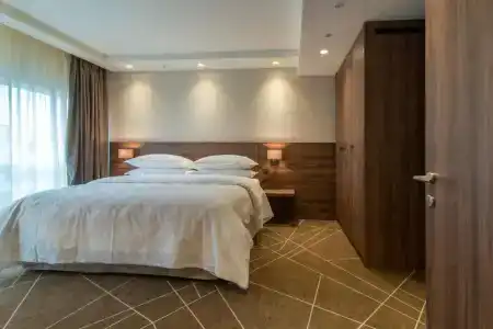 Sheraton - 121