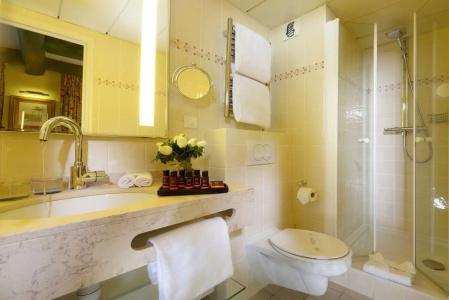 Le Relais Montmartre - 8
