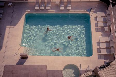 Continental & Residence - 11