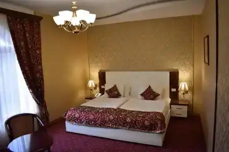 Armenian Royal Palace - 31