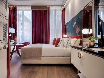 Glasgow Monceau by Patrick Hayat - 5