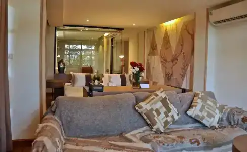 Issara Boutique Winery - 154