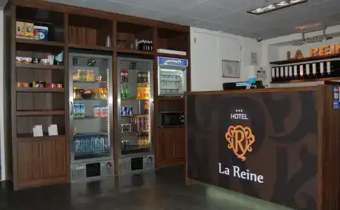 La Reine - 9