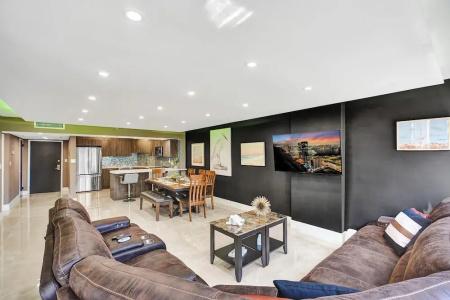The Alexander All Suites - 390