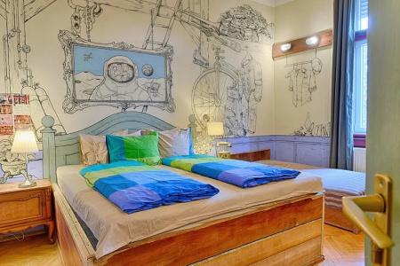 Lavender Circus Hostel, Doubles & Ensuites - 1