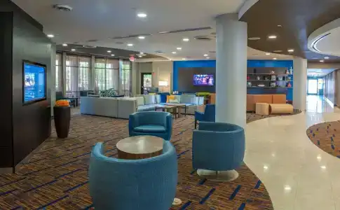 Courtyard by Marriott Downtown - 0