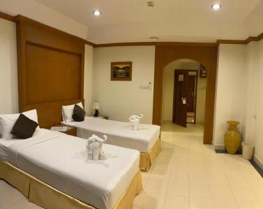 Seaview Sriracha - 33