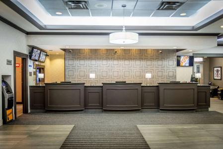 Best Western Plus Village Park Inn - 16