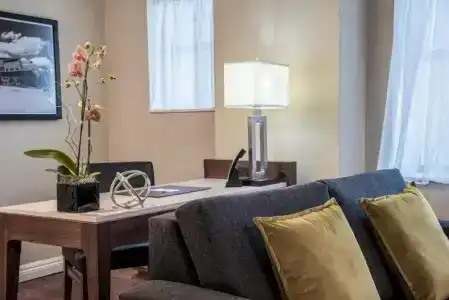 The Warwick Rittenhouse Square - 104