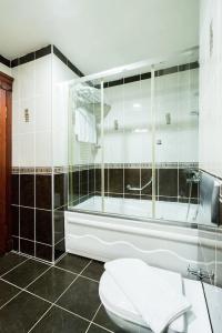 Atam Suites - 184