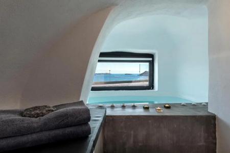Pearl of Caldera Oia - Boutique by Pearl Collection - 178