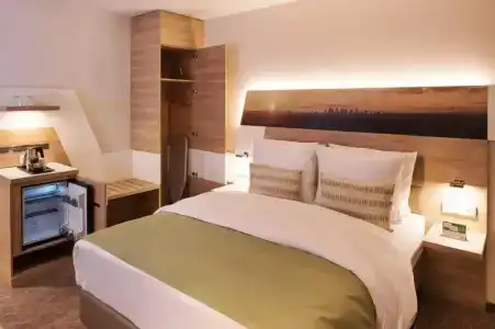 Holiday Inn Frankfurt Airport, An Ihg - 35