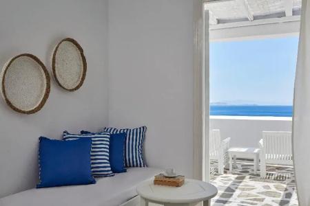 Mr. and Mrs. White Tinos - 66