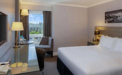 DoubleTree by Hilton Bristol City Centre - 50
