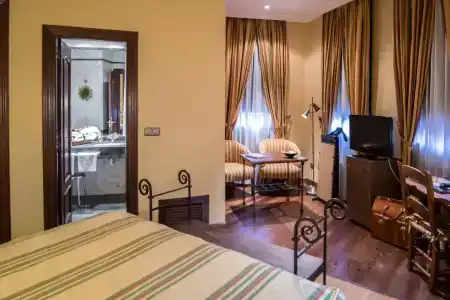 Paris - 4