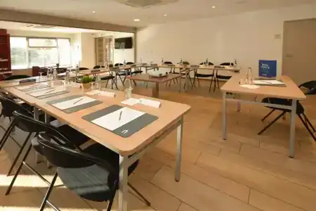 Campanile Reims Ouest - Tinqueux - 19