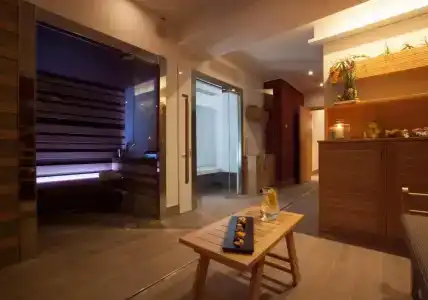 Tasso Suites & Spa - 11