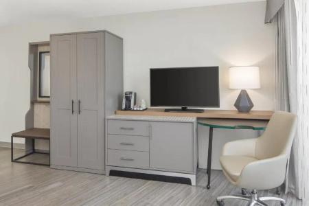 Holiday Inn Charleston-Riverview, An Ihg - 52
