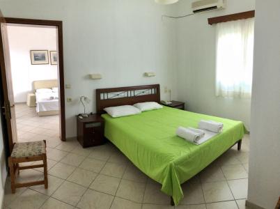 Spiros Studios - 12