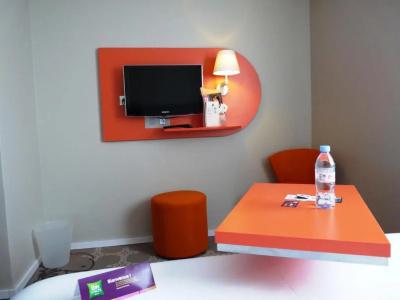ibis Styles Tours Centre - 81