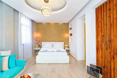 Diamond Luxury Suites - 5