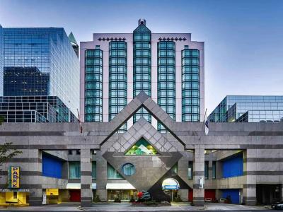 Novotel North York - 26