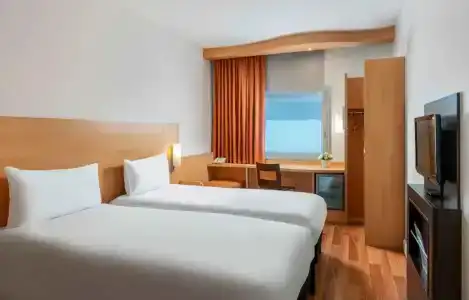 Ibis Izmir Alsancak - 24