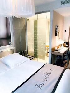 Best Western Premier Littéraire Le Swann - 144