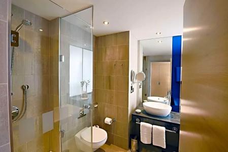 Hilton Manchester Deansgate - 81
