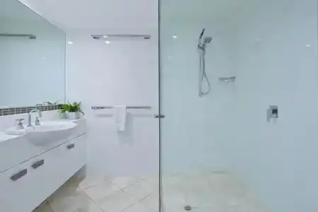 Noosa Tropicana - 60