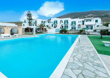 Mr. and Mrs. White Tinos - 19