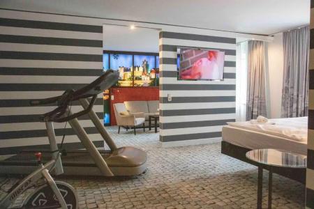 SL'otel im Parforcehaus - 53