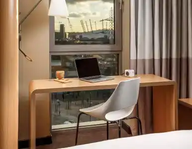 ibis London Canning Town - 25