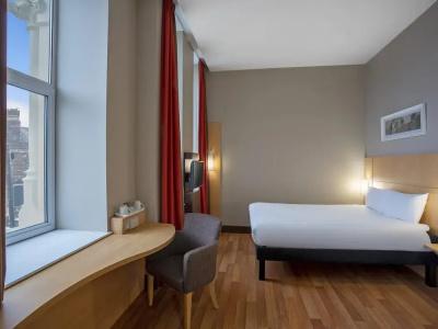 ibis Belfast Queens Quarter - 52
