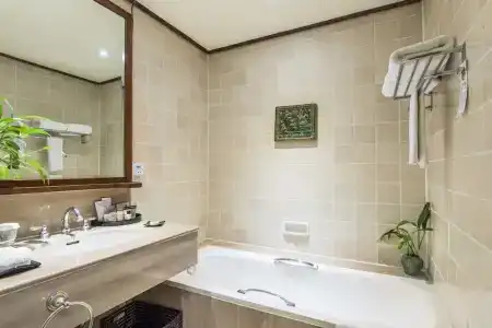 Chatrium Royal Lake Yangon - 107