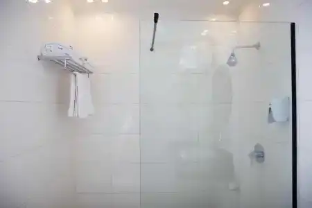 Redcon Suites - 363
