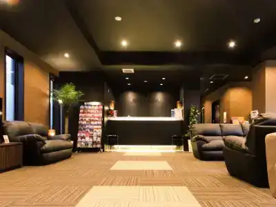 Livemax Minami Hashimoto Ekimae - 1