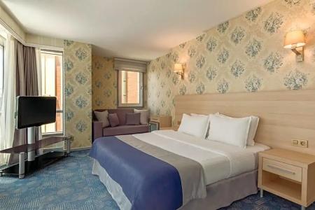 Ramada by Wyndham Ankara - 12
