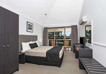Comfort Inn & Northgate Airport - 2