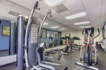 SureStay Plus by Best Western Houston Medical Center - 19