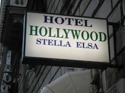 Hollywood - 0
