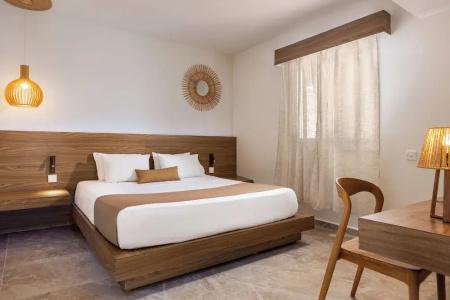 So White Club Resort - 111
