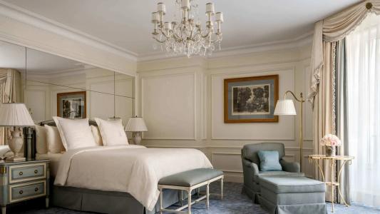 Four Seasons George v Paris - 6
