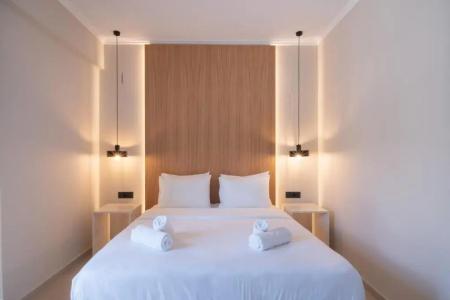 Notos Heights & Suites - 220