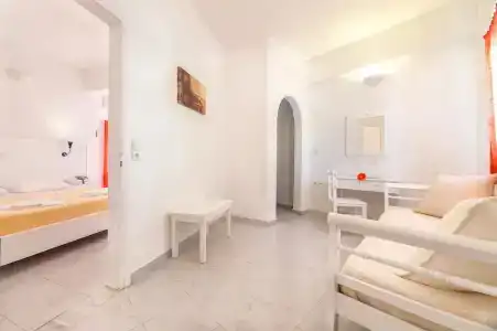 Artemis Suites - 100
