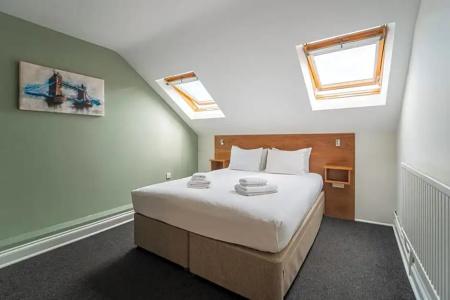 Chelsea Guest House - 35