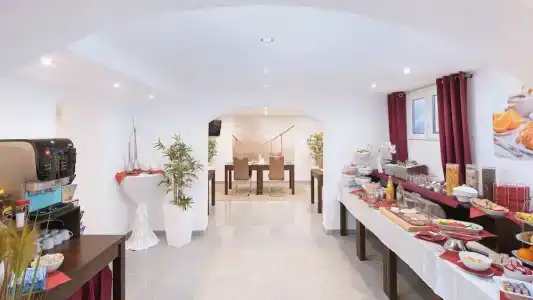 Apart- Stadtvilla Premium - 9