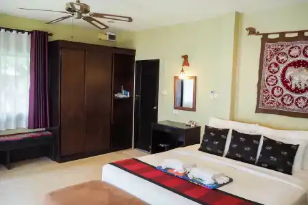 Lanta Castaway Beach Resort - 0